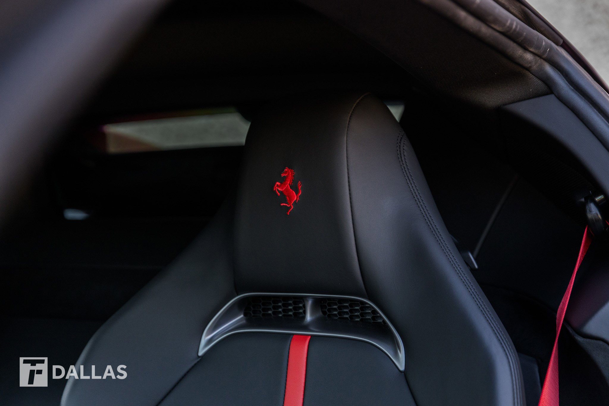 Used 2023 Ferrari SF90 Stradale image 23