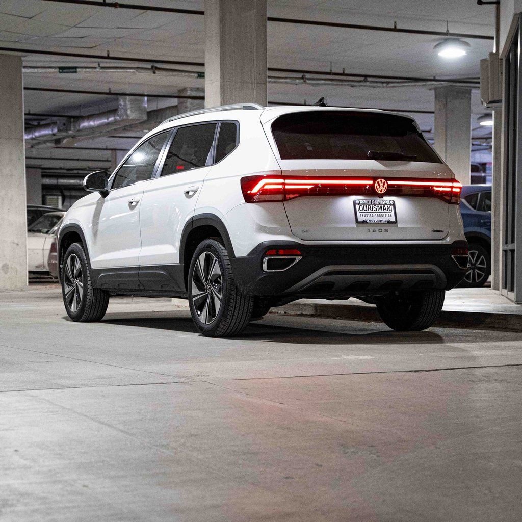 New 2025 Volkswagen Taos SE image 5