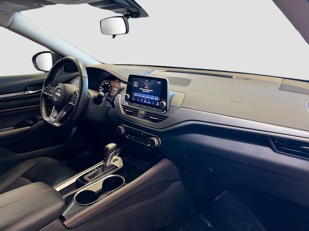Used 2023 Nissan Altima 2.5 SR FWD image 26