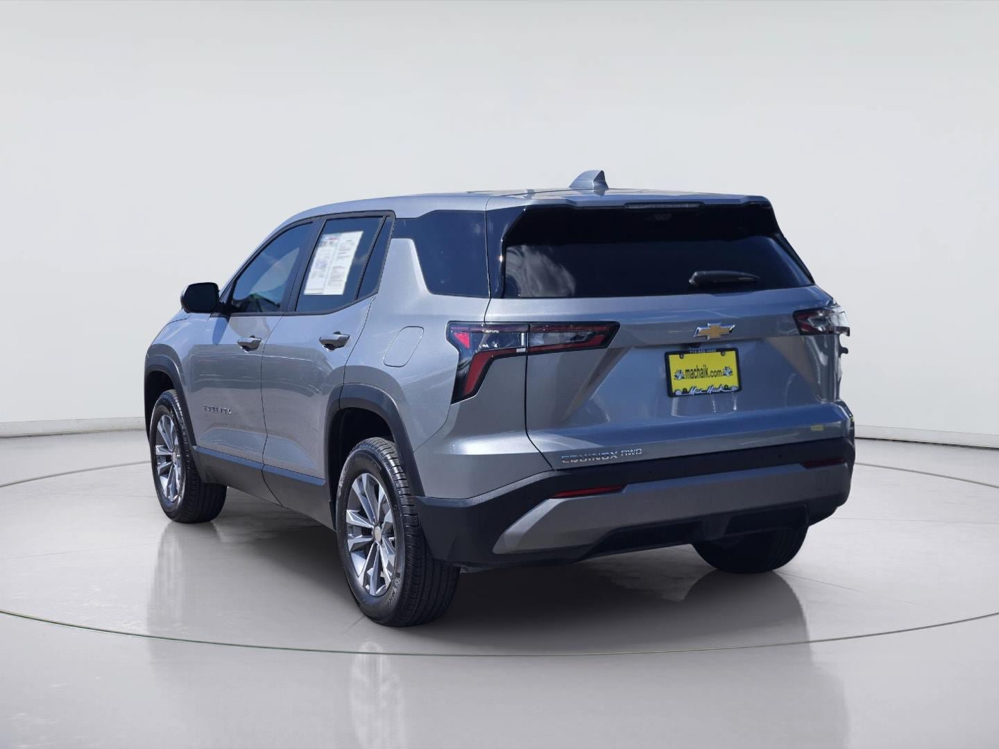 Used 2026 Chevrolet Equinox LT w/ Convenience Package II AWD/4WD image 6