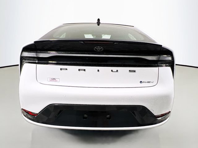 New 2026 Toyota Prius Plug-In Hybrid FWD image 4