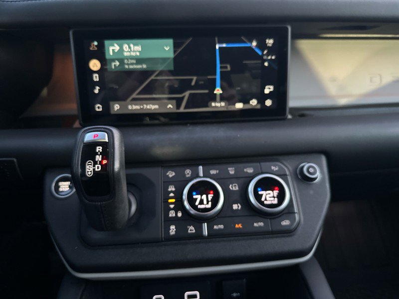 Used 2020 Land Rover Defender 110 HSE image 24