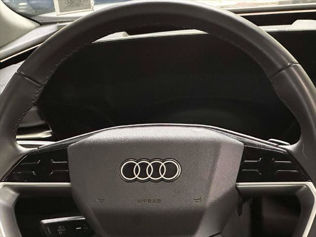 Used 2025 Audi Q5 Premium w/ Convenience Package AWD/4WD image 18