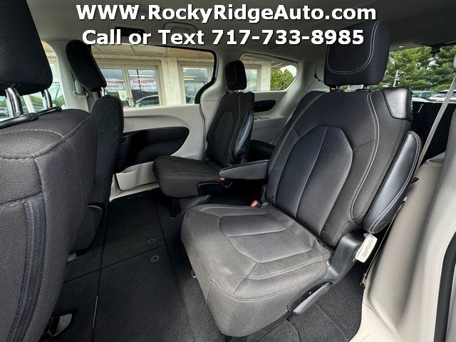 Used 2023 Chrysler Voyager LX FWD image 42