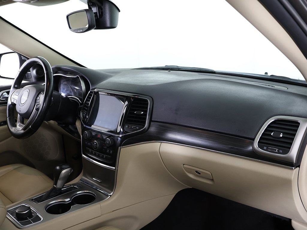 Used 2021 Jeep Grand Cherokee Limited image 27