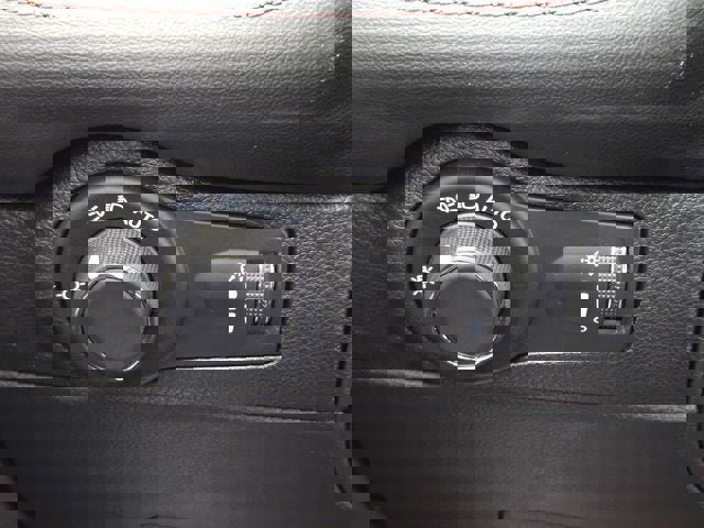 Used 2025 Dodge Durango R/T image 25