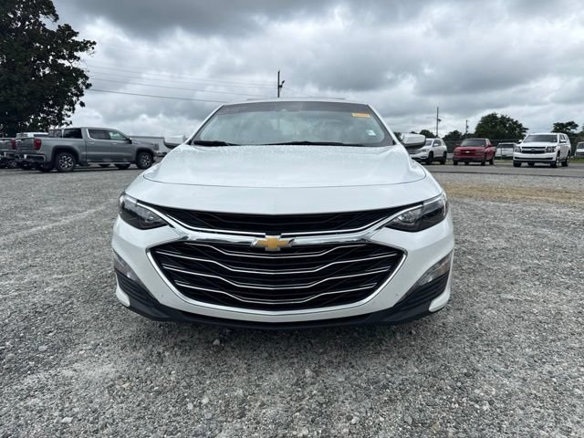 Used 2024 Chevrolet Malibu LT FWD image 2