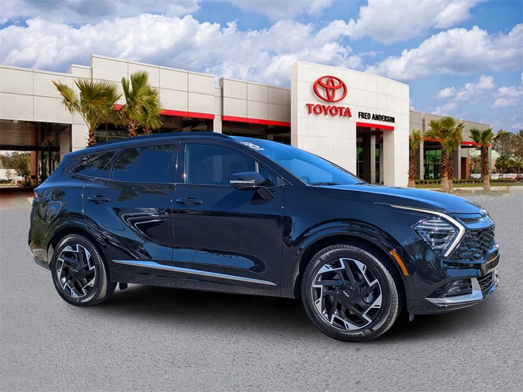 Used 2025 Kia Sportage SX