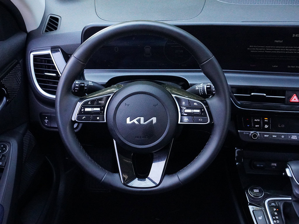 Used 2024 Kia Seltos S AWD/4WD image 40
