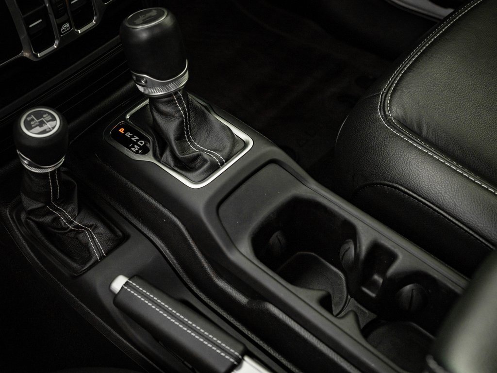 Used 2023 Jeep Wrangler Unlimited Sahara w/ Cold Weather Group image 36