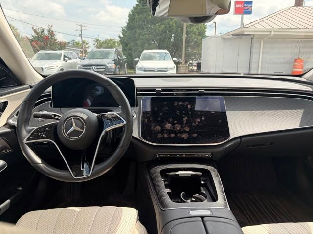 Used 2024 Mercedes-Benz E 450 4MATIC Sedan image 11