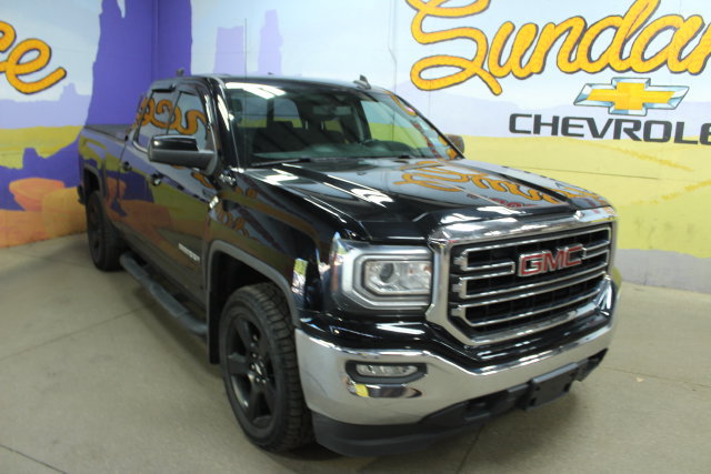 Used 2018 GMC Sierra 1500 SLE AWD/4WD image 2