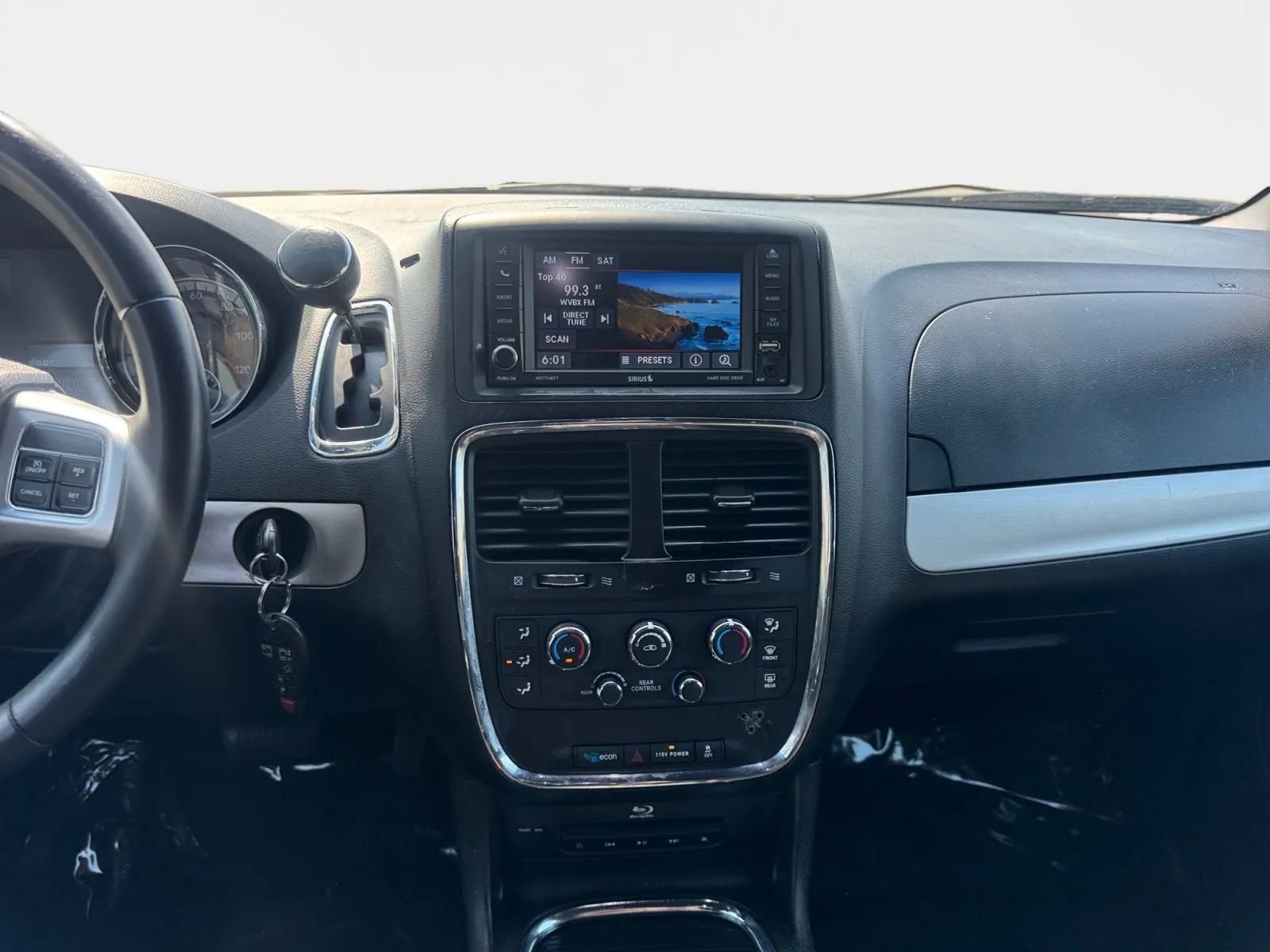 Used 2015 Dodge Grand Caravan SXT w/ Blacktop Package image 14