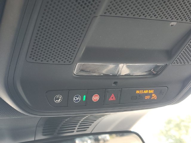 Certified 2024 Chevrolet Blazer EV LT AWD/4WD image 31
