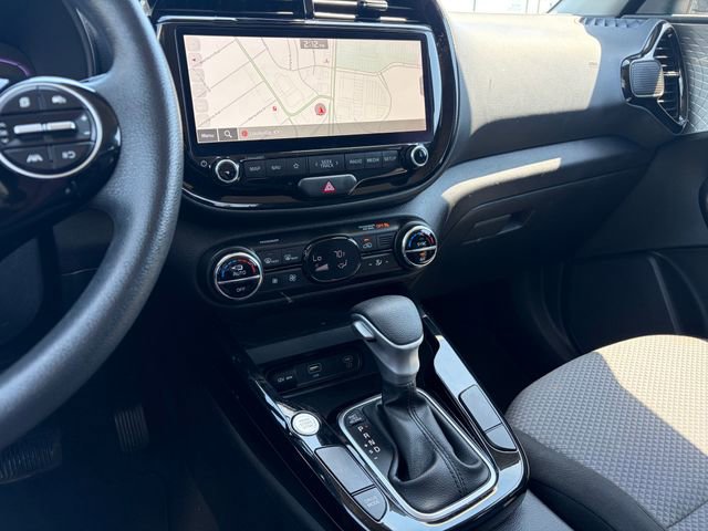 Used 2023 Kia Soul S FWD image 29