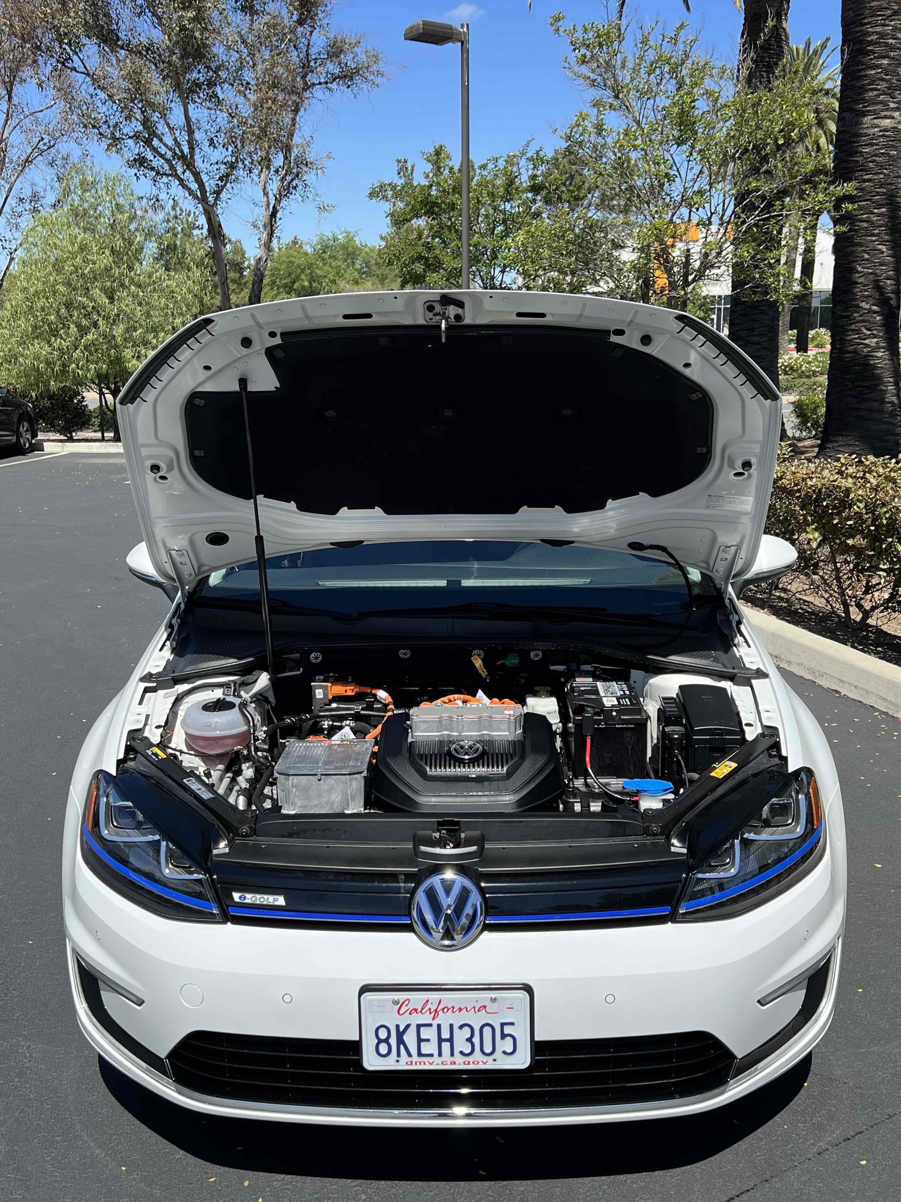 Used 2015 Volkswagen e-Golf SEL Premium FWD image 21