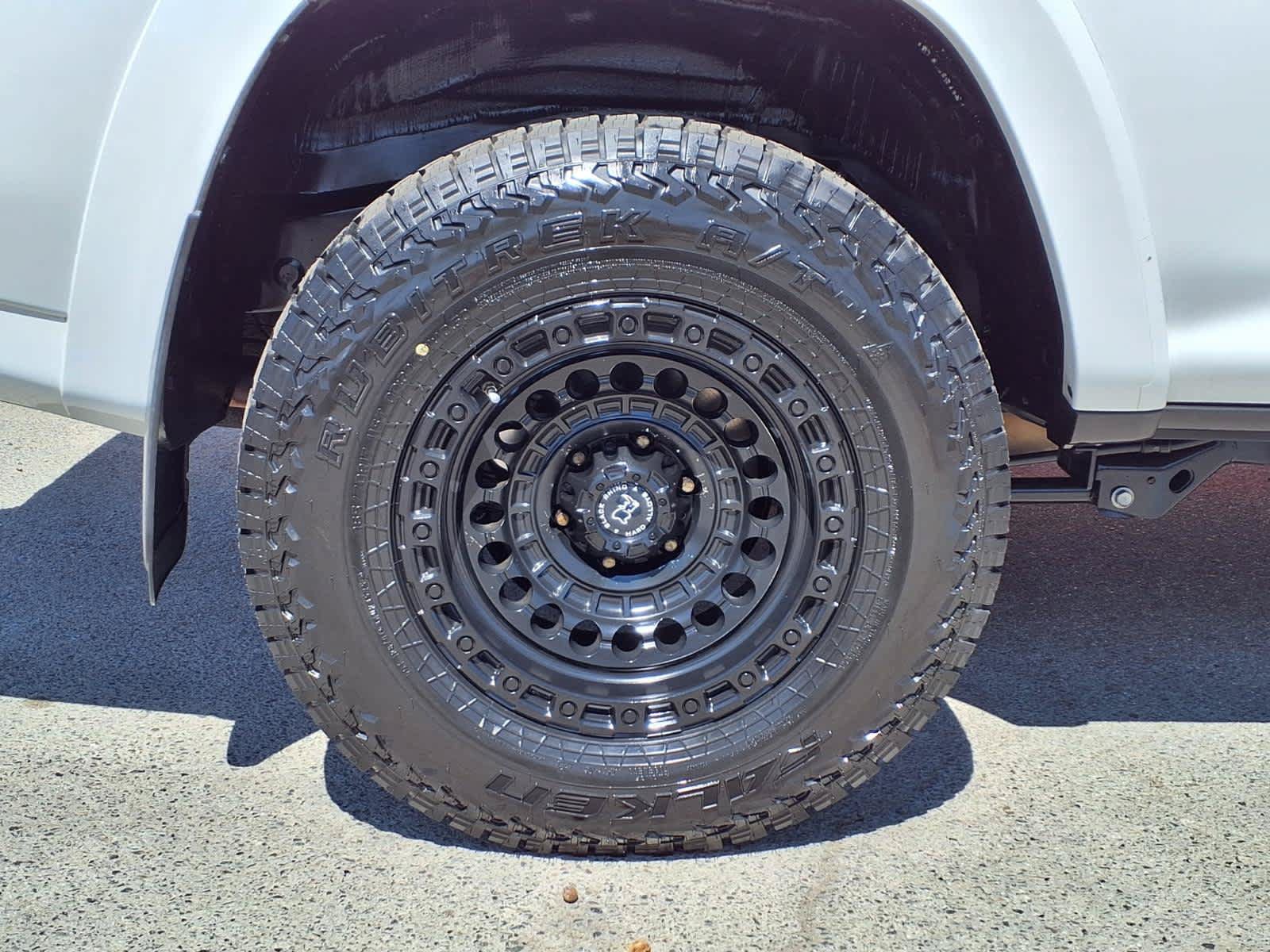 Used 2020 Toyota 4Runner SR5 w/ Wilderness Package AWD/4WD image 7
