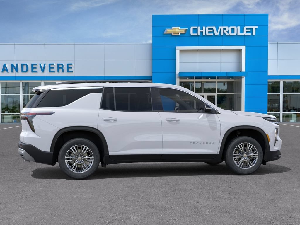 New 2026 Chevrolet Traverse LT w/ Driver Confidence Package AWD/4WD image 7