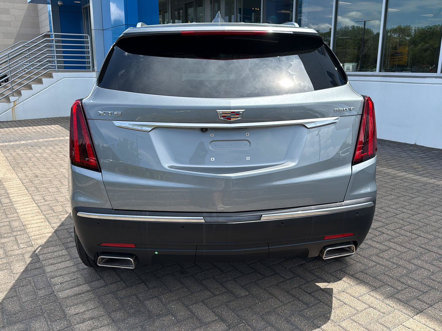Used 2024 Cadillac XT5 Luxury FWD image 4