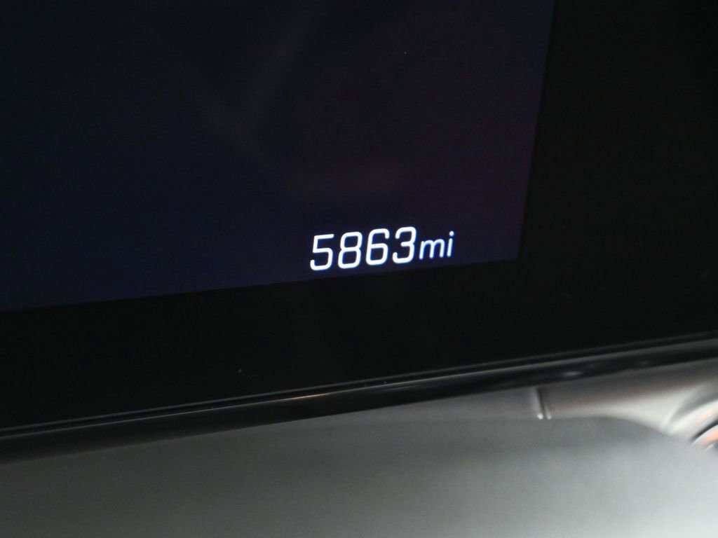 Used 2025 Chevrolet Trax LT w/ LT Convenience Package image 34