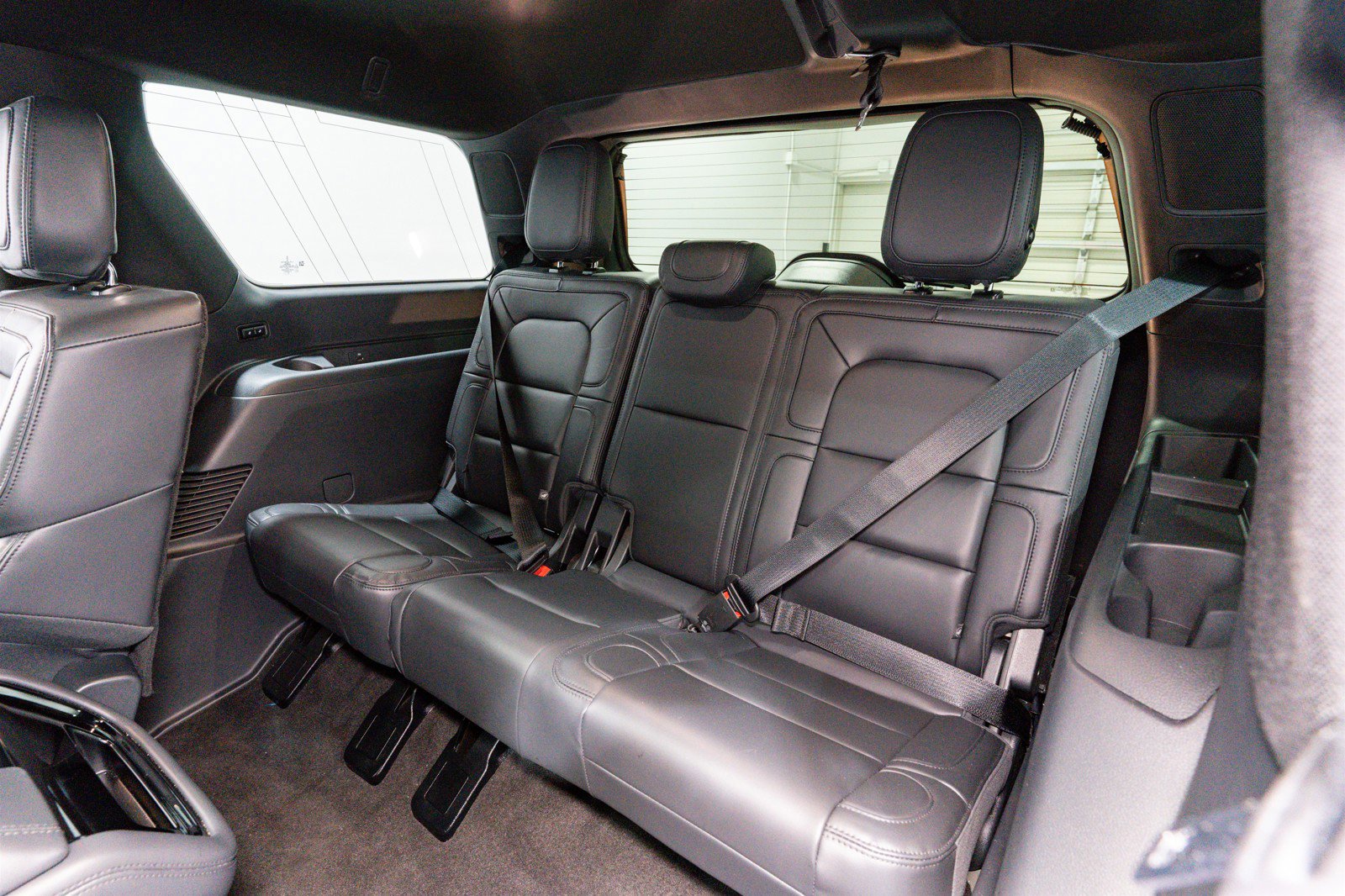 Used 2024 Lincoln Navigator Reserve w/ Equipment Group 201A image 36