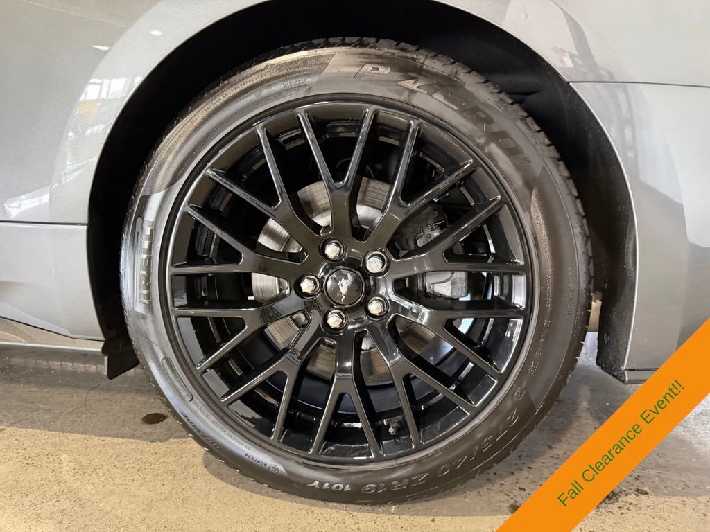Used 2021 Ford Mustang GT Premium w/ GT Performance Package RWD image 23