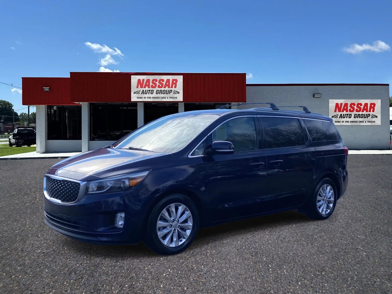 Used 2018 Kia Sedona EX image 1
