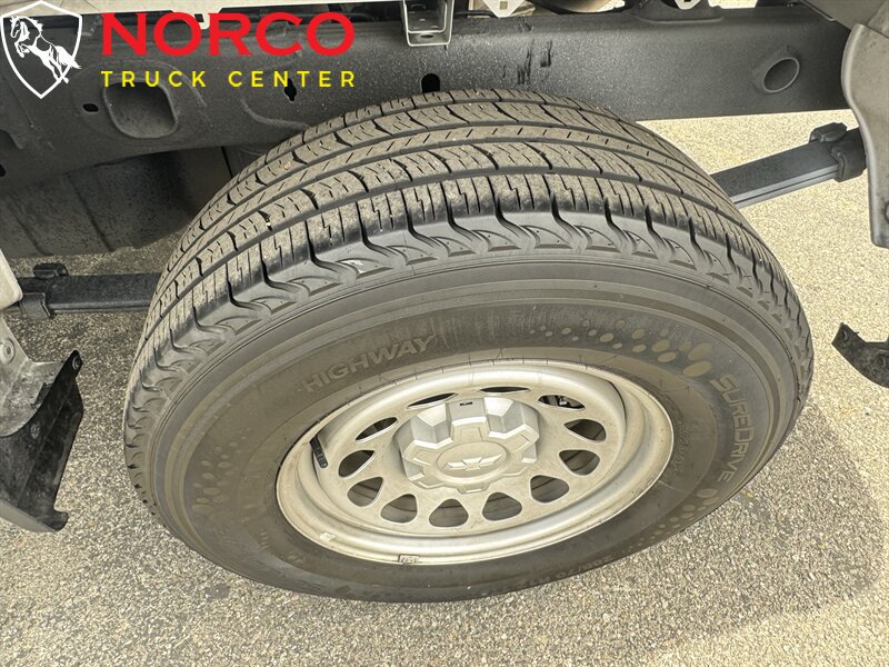 Used 2023 Chevrolet Silverado 1500 W/T RWD image 11