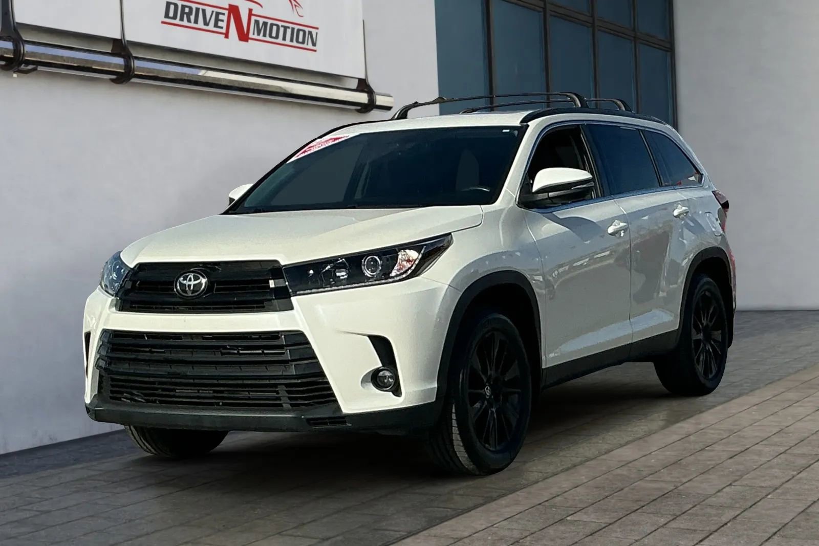 Used 2019 Toyota Highlander SE image 7