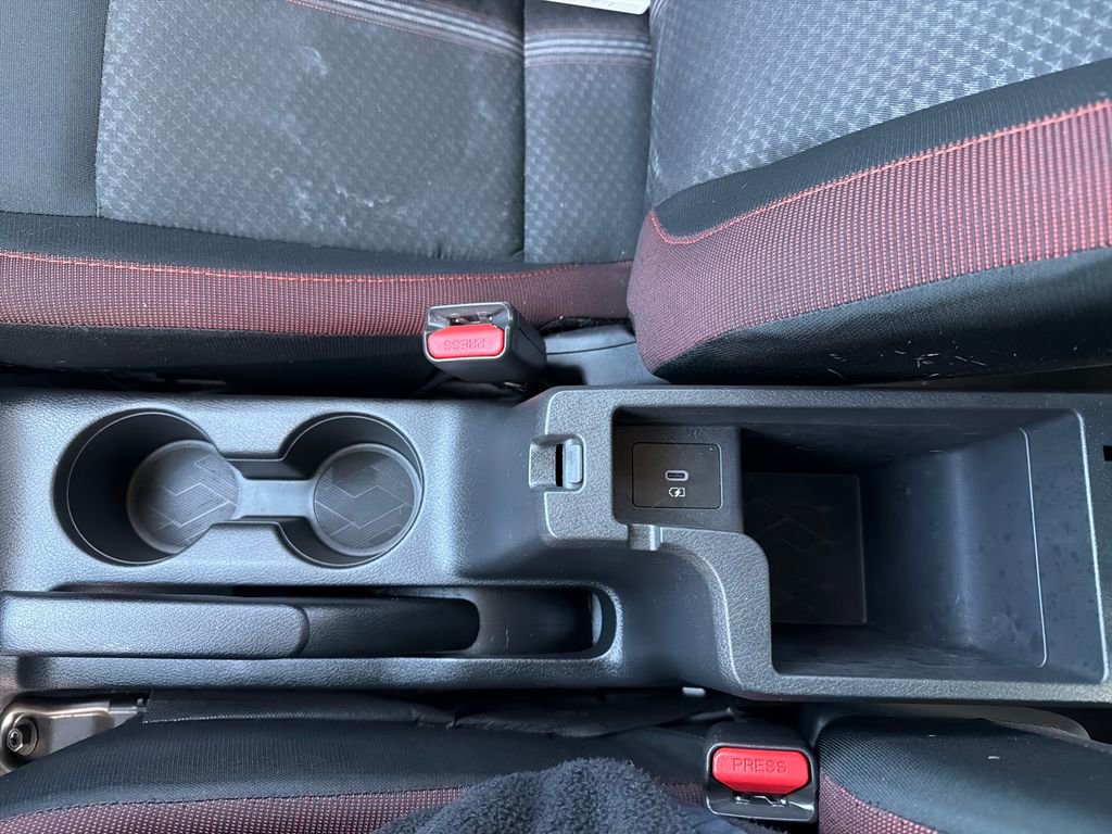 Used 2024 Nissan Versa SR w/ Trunk Package image 36