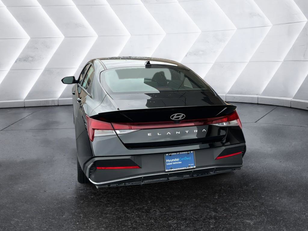 Certified 2025 Hyundai Elantra Sport image 7