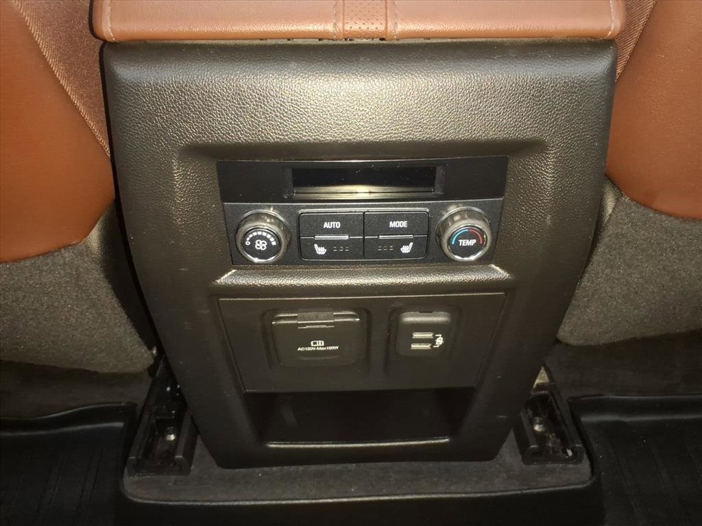 Used 2018 Chevrolet Traverse High Country image 13