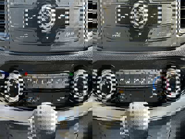 Used 2016 Honda CR-V SE image 12