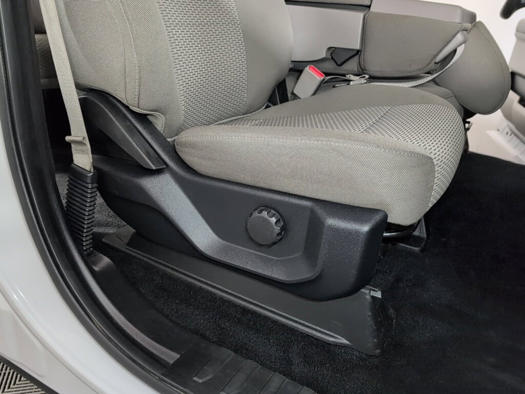 Used 2017 Ford F150 XLT AWD/4WD image 24