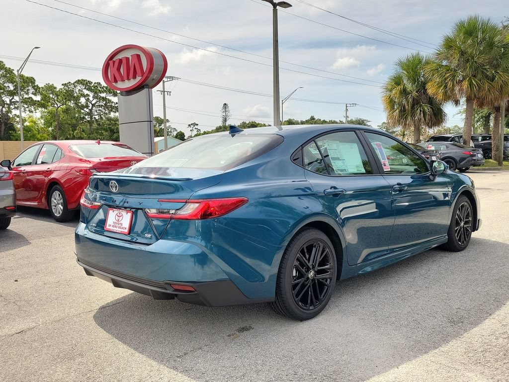 New 2026 Toyota Camry SE FWD image 4