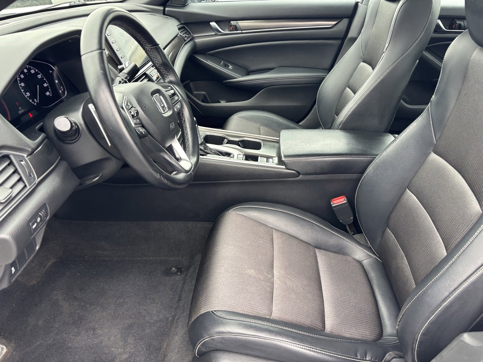 Used 2018 Honda Accord Sport image 18