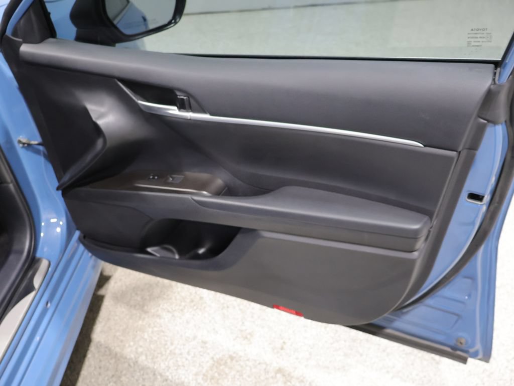 Used 2023 Toyota Camry SE w/ Audio Upgrade Package FWD image 25