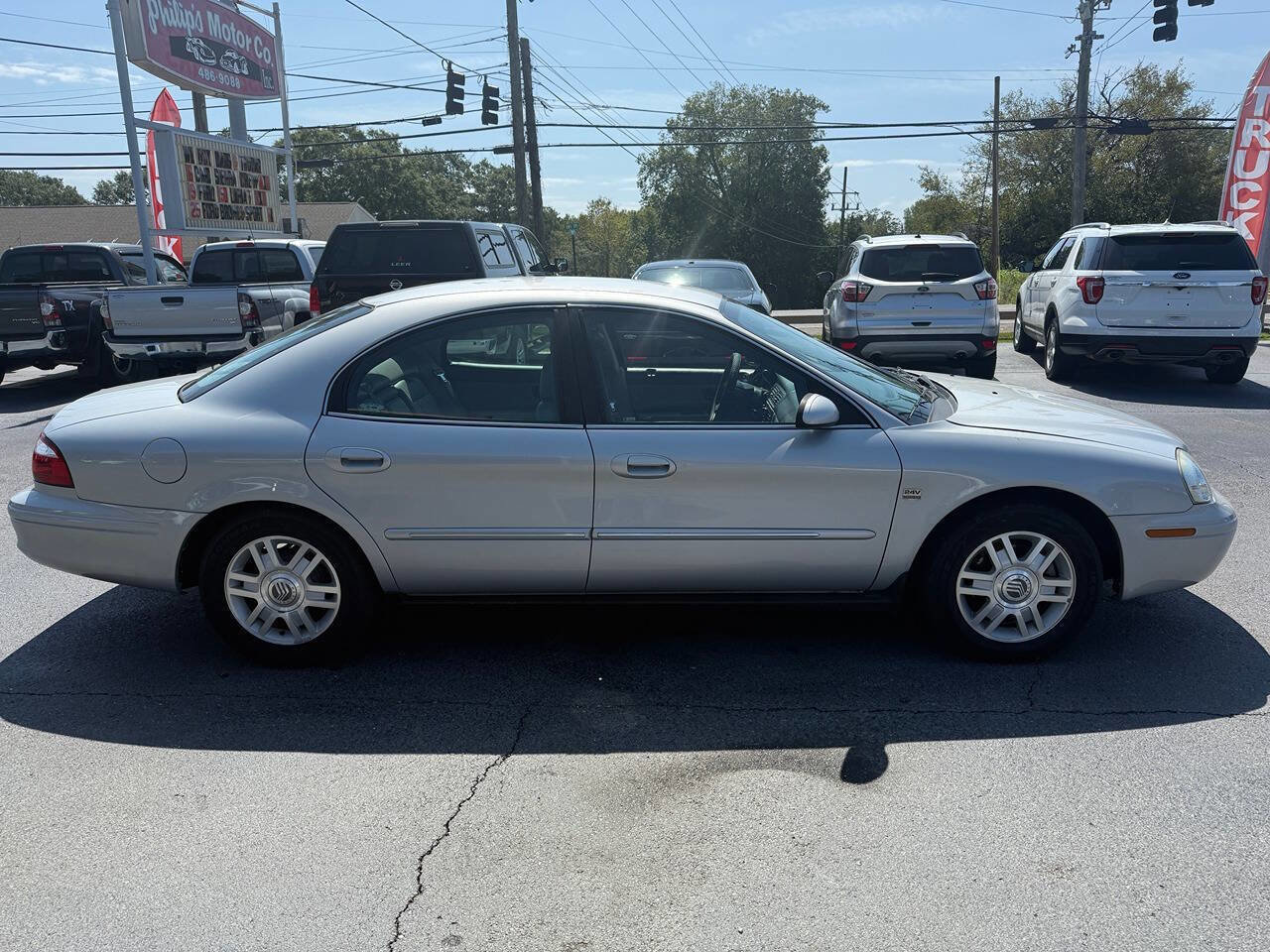 Used 2005 Mercury Sable LS image 2