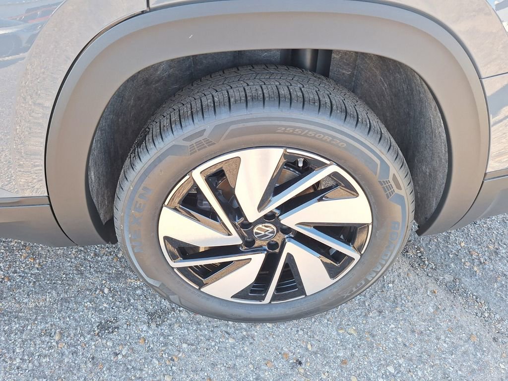 New 2026 Volkswagen Atlas SE image 25