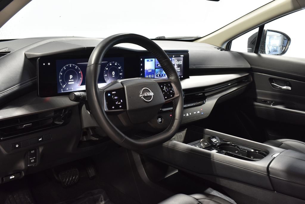 Used 2025 Nissan Murano SV image 3