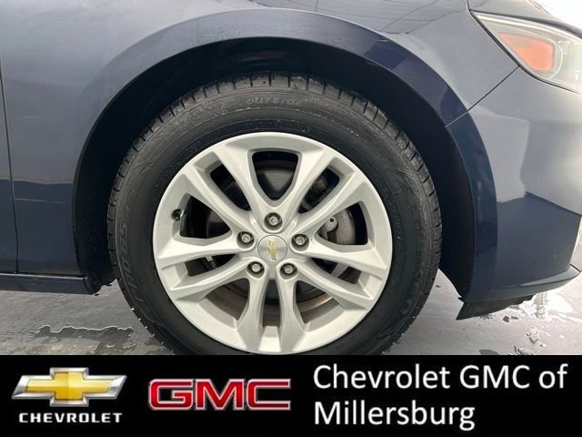 Used 2017 Chevrolet Malibu LT w/ Driver Confidence Package image 11