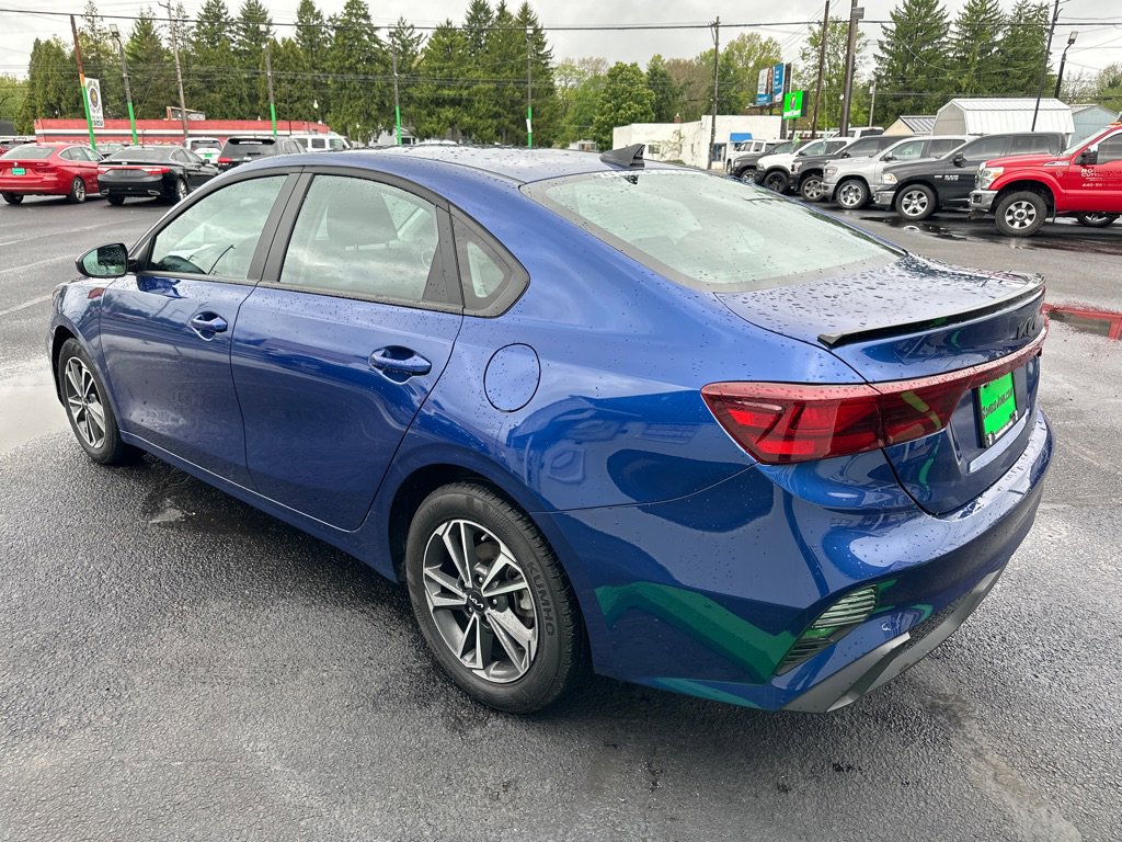 Used 2024 Kia Forte LXS FWD image 5