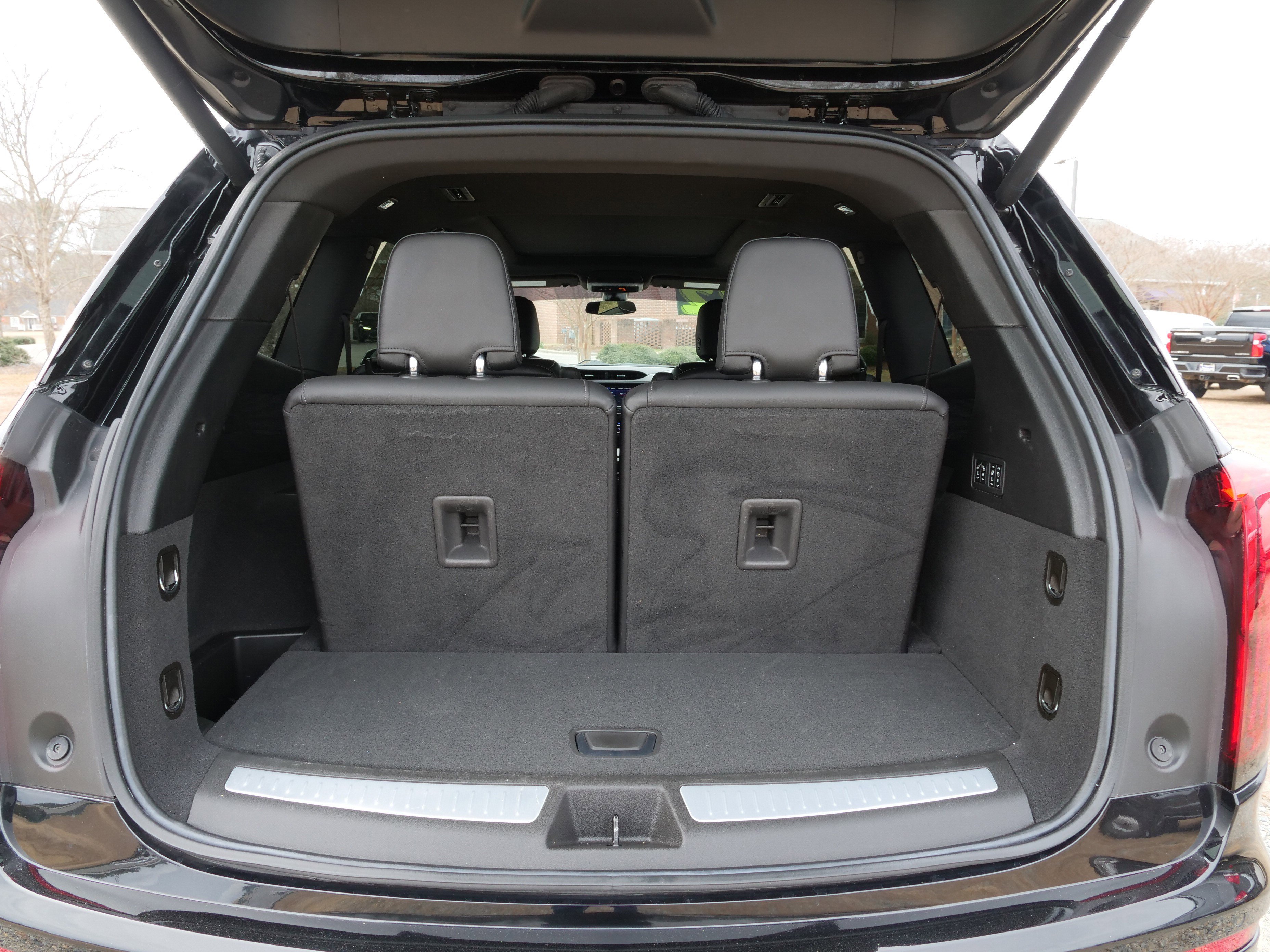 Certified 2022 Cadillac XT6 Premium Luxury image 14