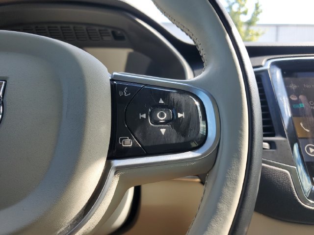 Used 2021 Volvo XC90 T5 Momentum w/ Climate Package FWD image 26