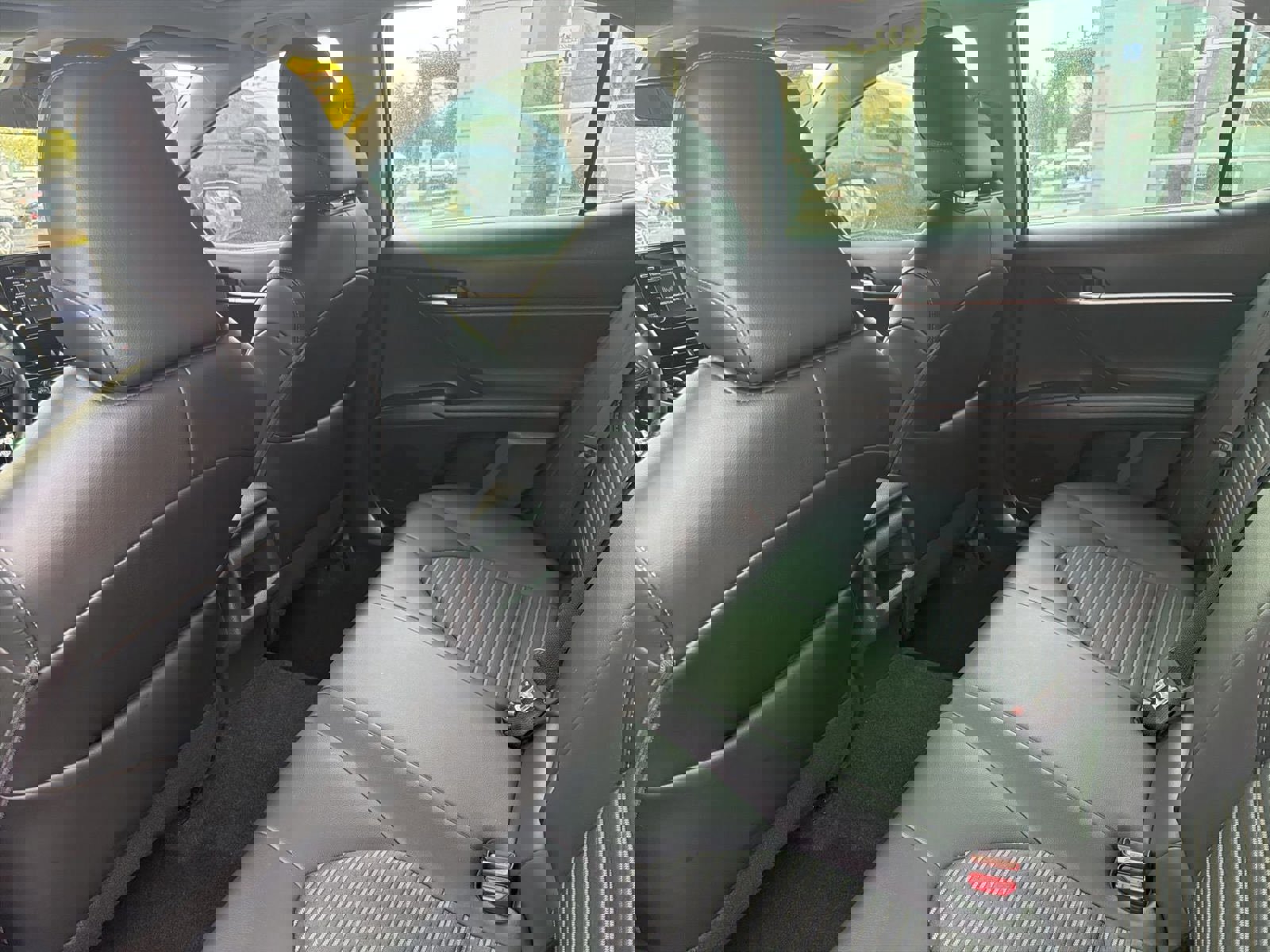 Used 2022 Toyota Camry SE w/ Cold Weather Package AWD/4WD image 8