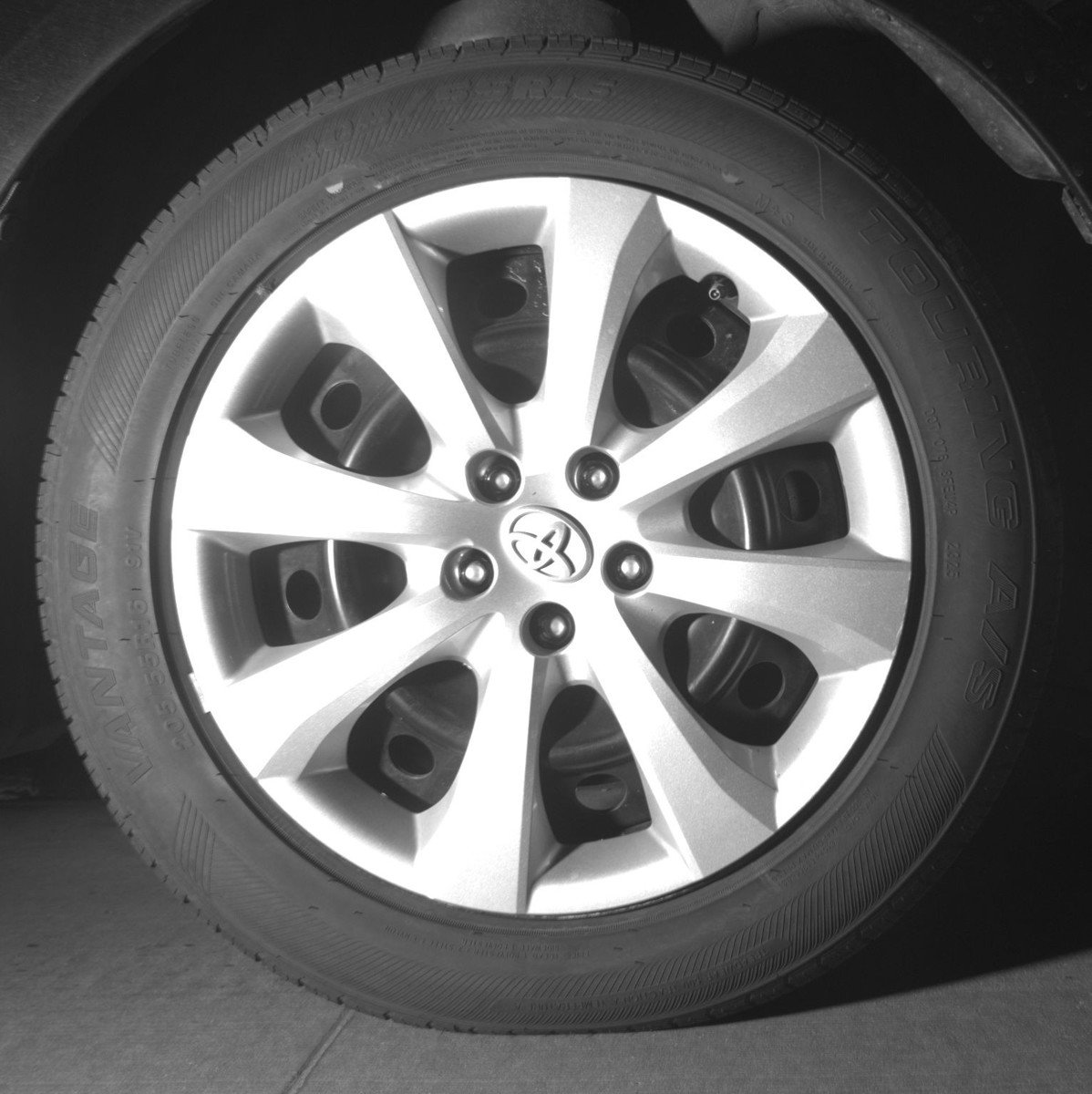 Used 2025 Toyota Corolla LE image 13