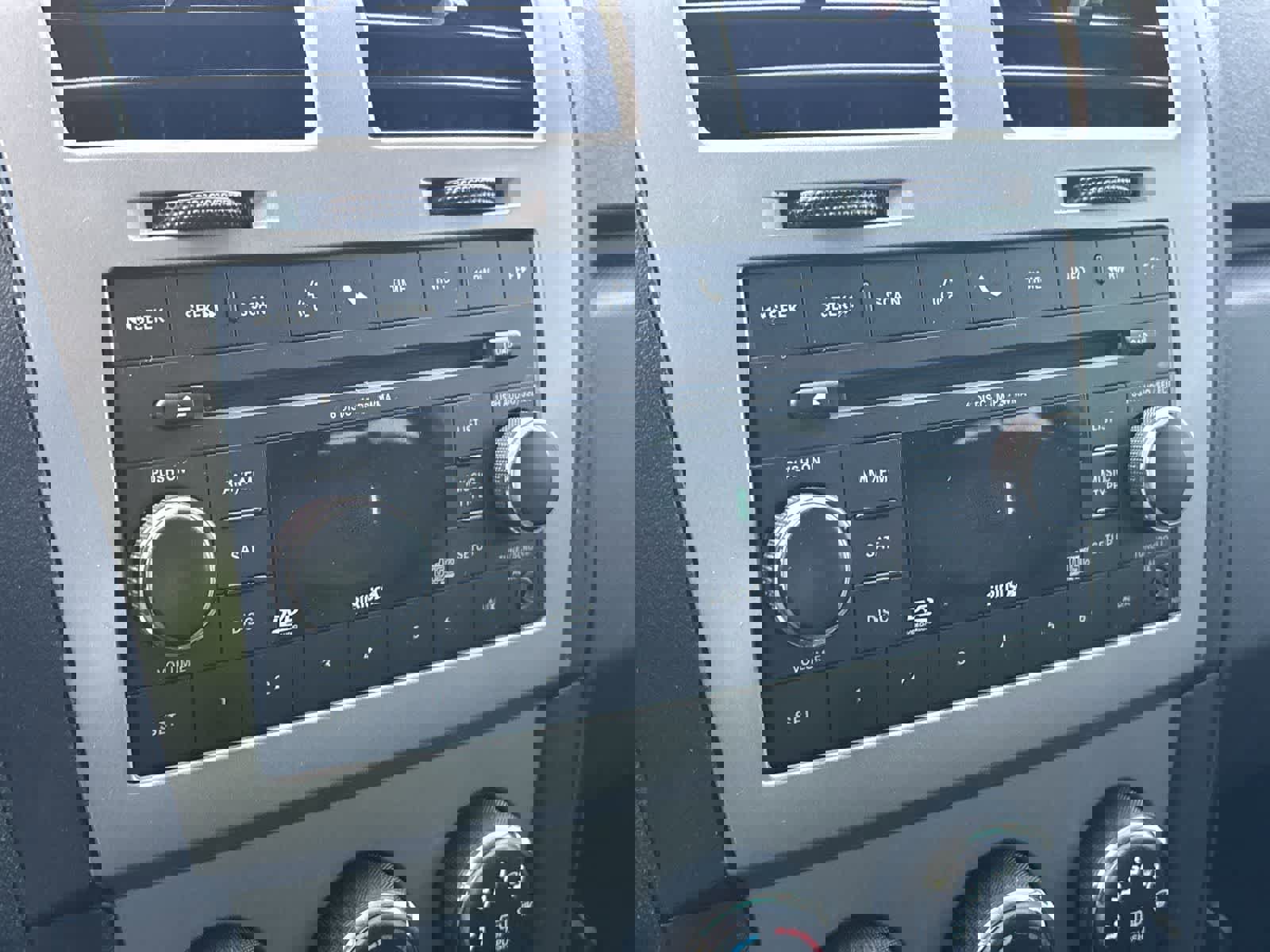 Used 2010 Dodge Avenger R/T image 18