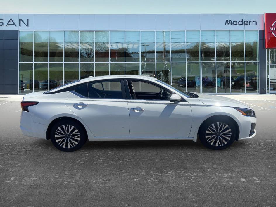 Certified 2023 Nissan Altima 2.5 SV image 4