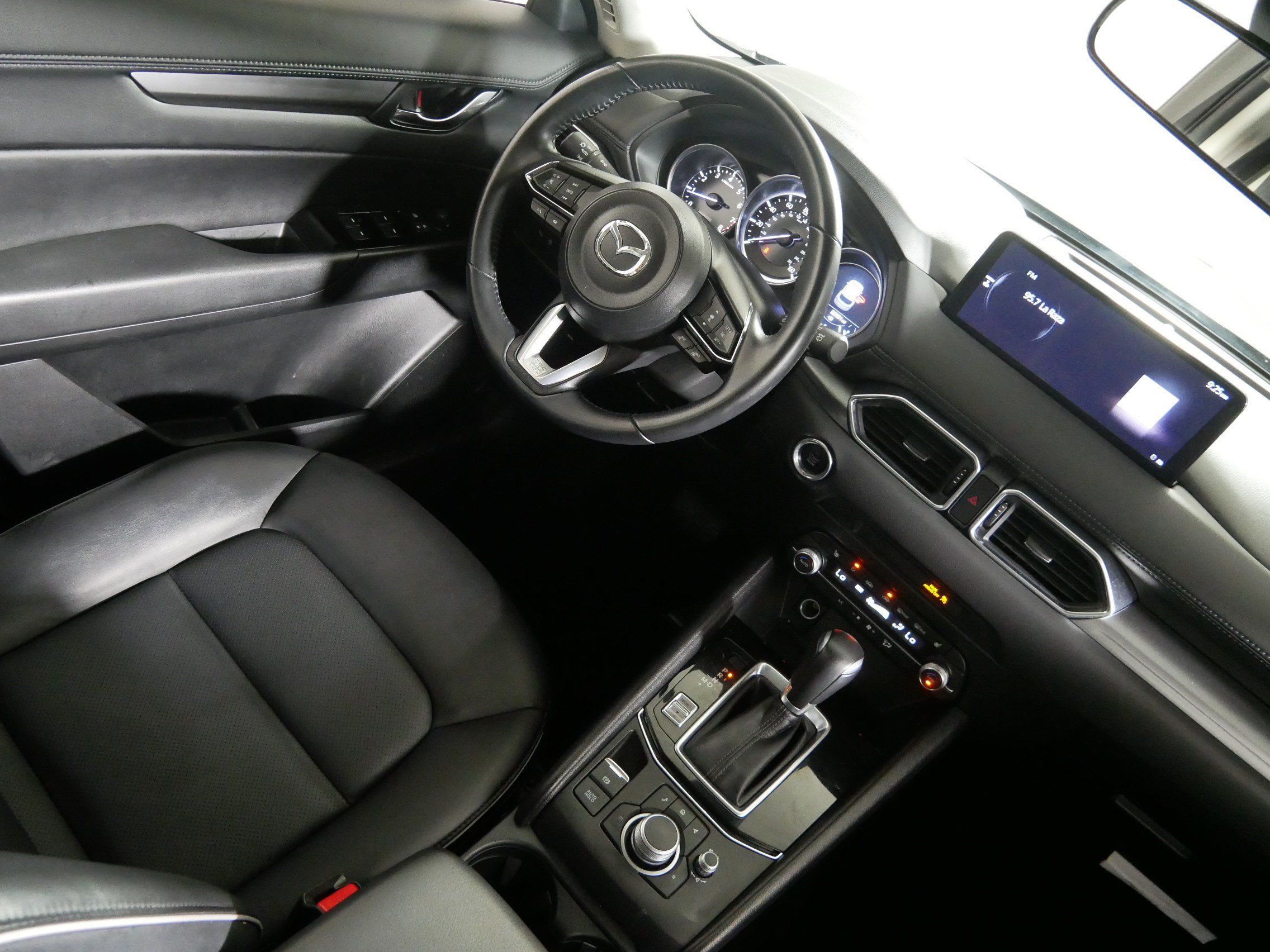 Used 2025 MAZDA CX-5 AWD 2.5 S w/ Select Package image 9