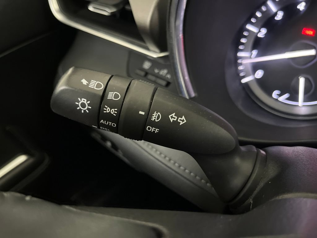 Used 2020 Toyota Highlander Limited AWD/4WD image 64